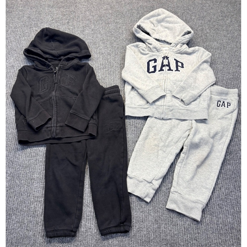 Gap Toddler 3T Logo Fleece Hoodie and Joggers Tracksuit Set Lot of 2 Gray Black